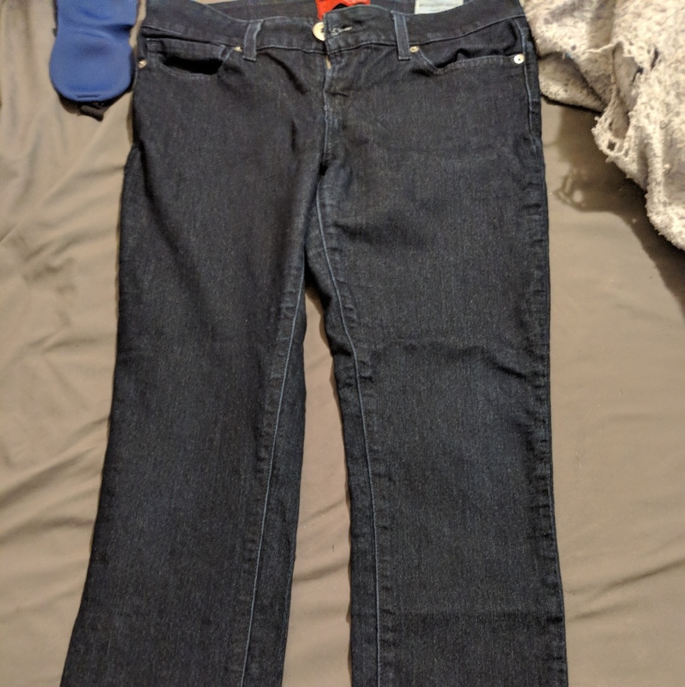 Guess mid rise skinny jeans size 31